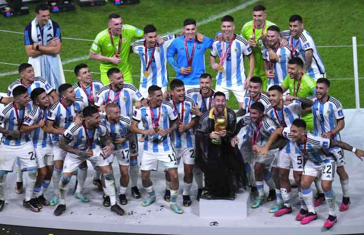 Argentina levanta la Copa del Mundo