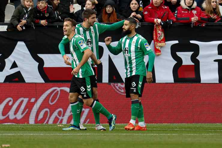 Betis players after a goal