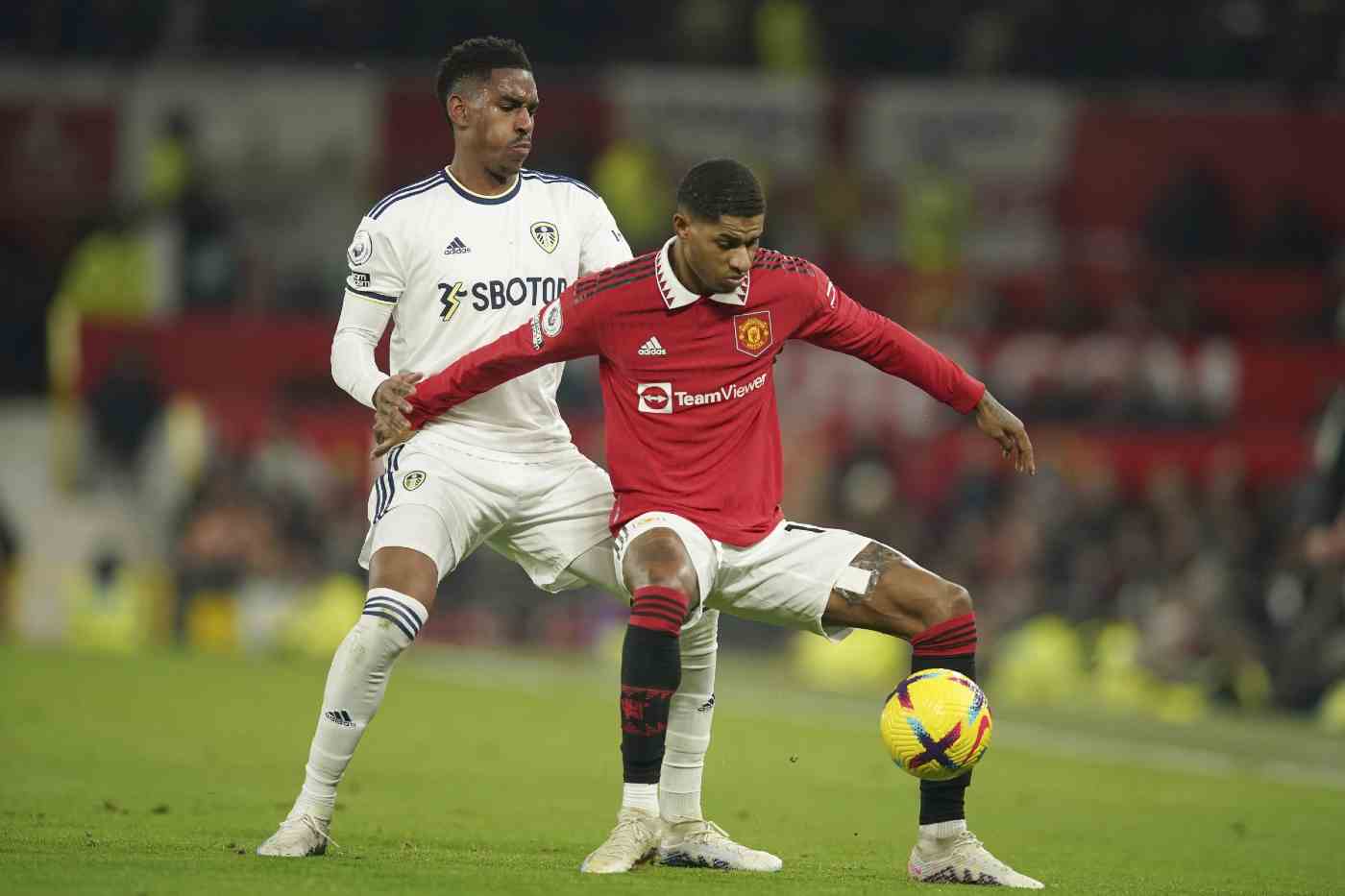 Rashford contra Junior Firpo