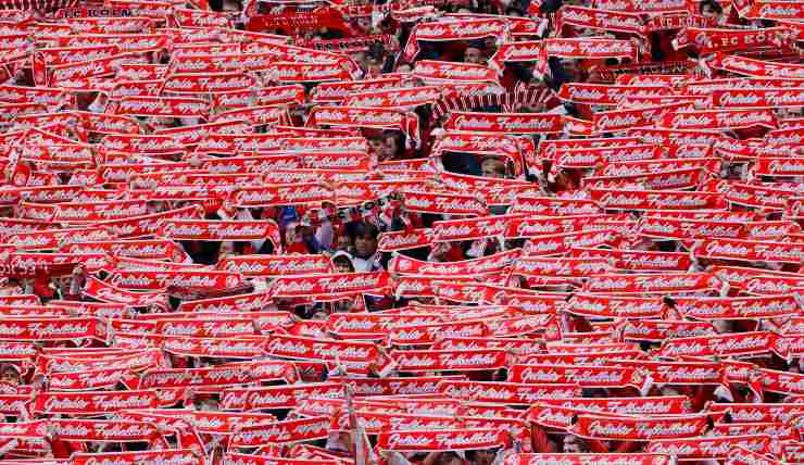 A scarf from Cologne fans