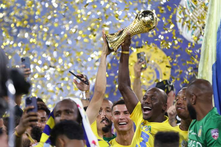 Al Nassr's joy after winning the Arab Champions