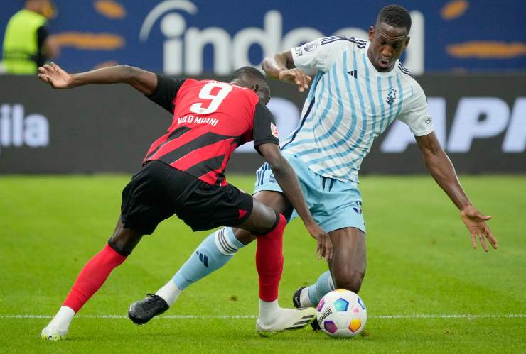 Boly del Nottingham Forest