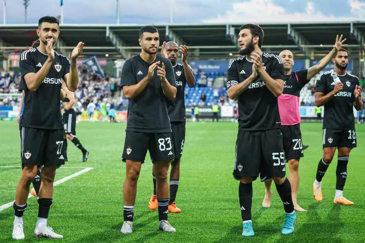 Jogadores do Qarabag